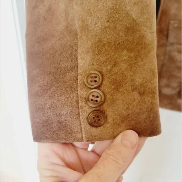 70s Vintage Suede Coat - Picture 5 of 16